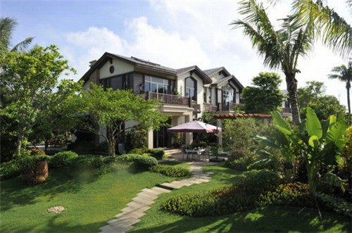 霞湖世家服饰品牌服务品牌（霞湖世家是什么工厂）